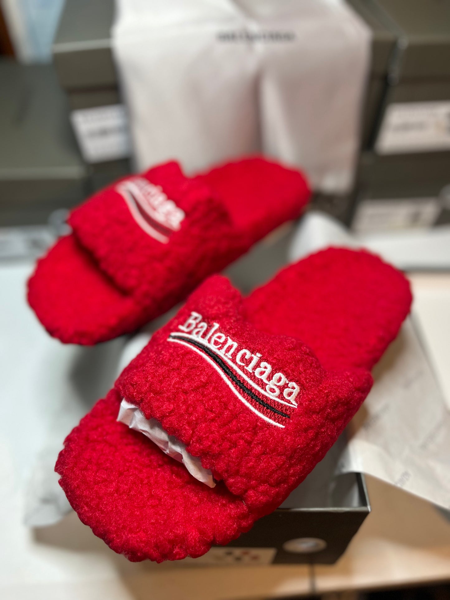 Balenciaga slides ￼