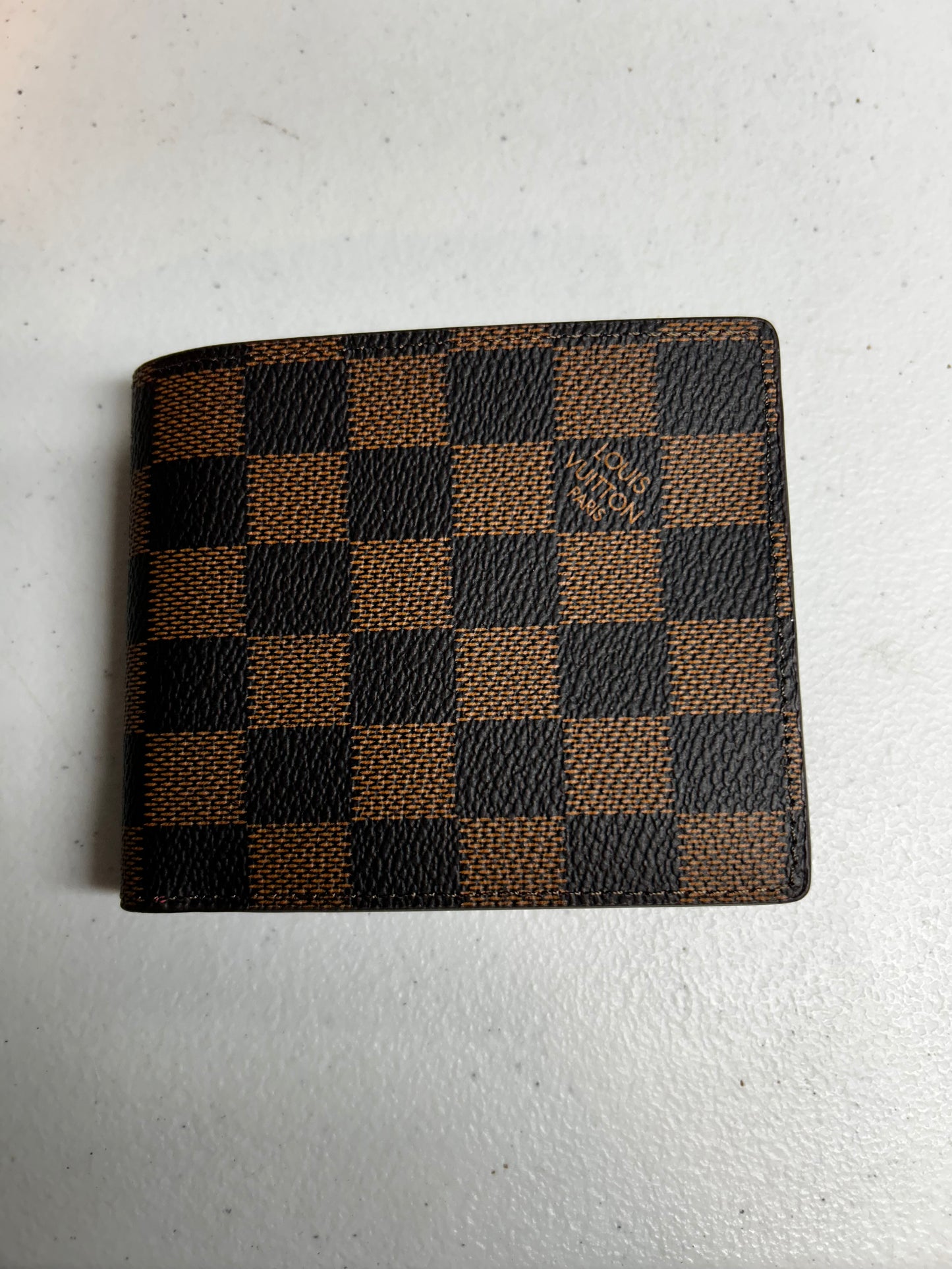 Lv wallet